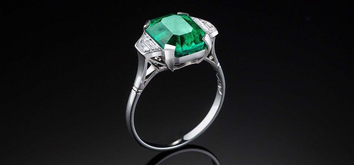 Colombian Emerald and Diamond Ring | Emerald ring design, Antique emerald  ring, Natural emerald rings