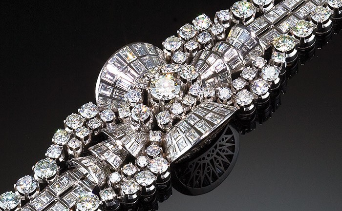 An Art Deco diamond bracelet, circa 1936