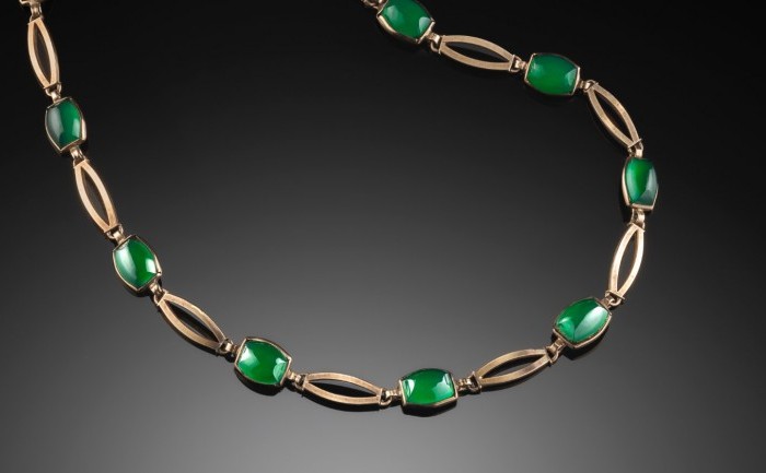 ART DECO 9CT ROSE GOLD AND SUGARLOAF CHRYSOPRASE NECKLACE