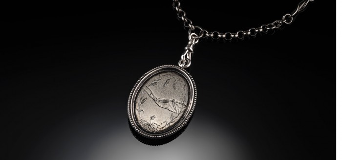 HISTORIC SCOTTISH STERLING SILVER FARMERS’ CLUB MEDALALLION 1794 ON A CONTEMPORARY CHAIN